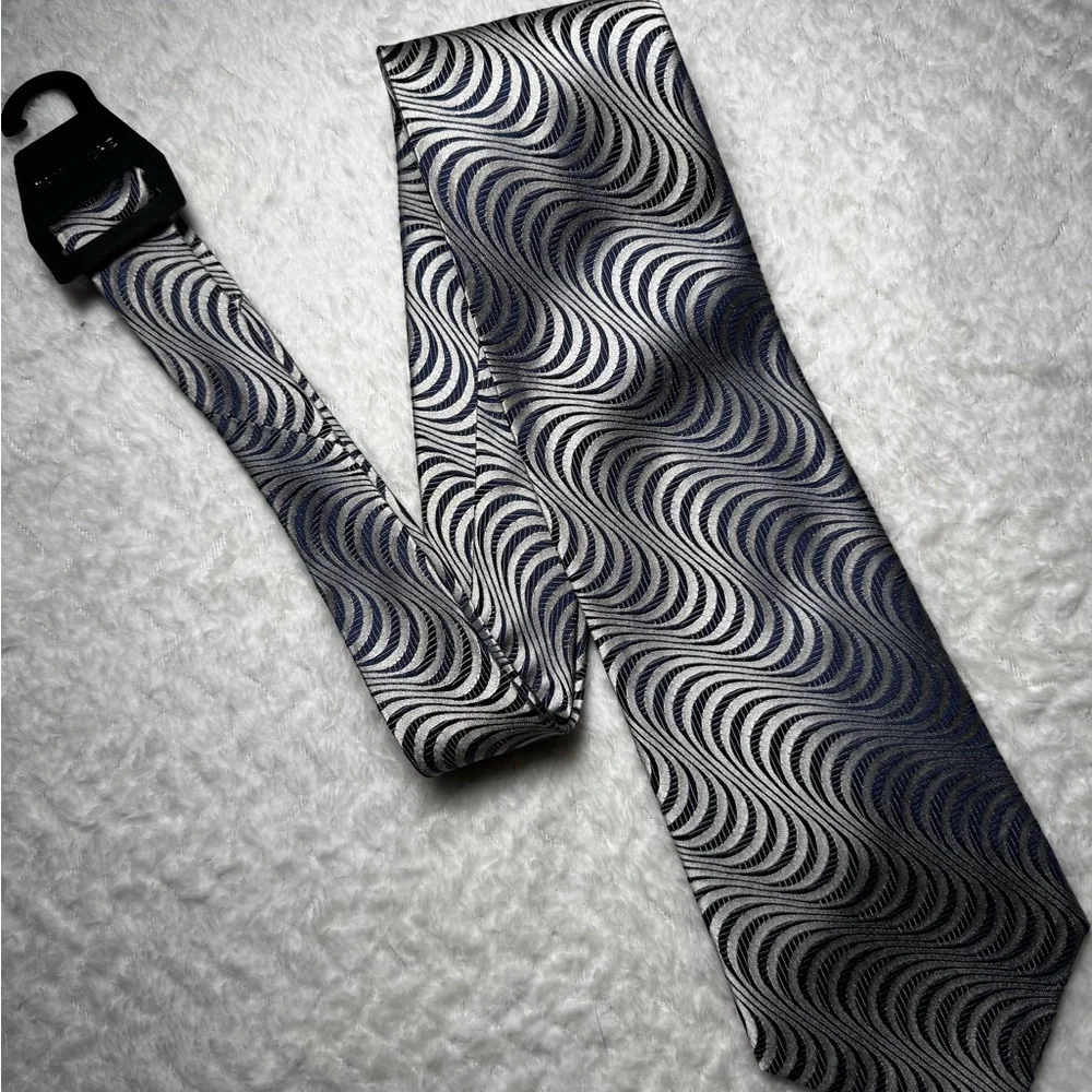 Salvatore Pellegrino Black White and Blue Silk Swirl Tie NWT Vintage 80’s - 90’s